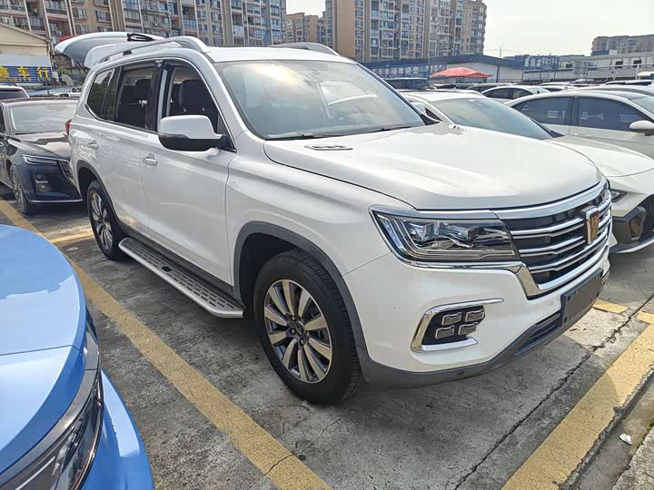 Roewe RX8, 2022 — фото 3 из 9
