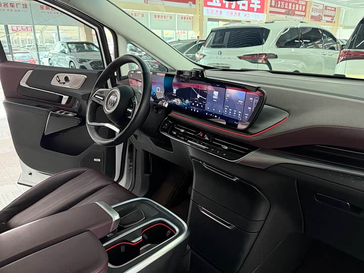 Buick GL8 Century, 2023 — фото 9 из 9