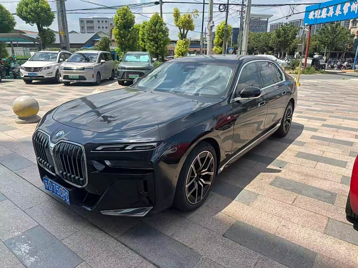 BMW 7 Series, 2023 — купить в Ульяновске под ключ
