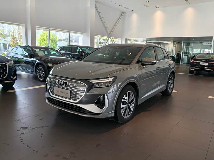 Audi Q4 e-tron, 2024 — купить в Владимире под ключ