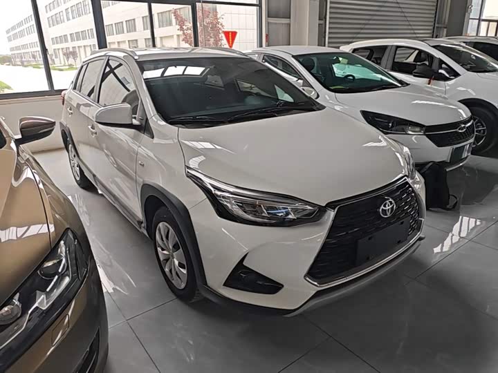 Toyota Yaris L Hatchback, 2022 — фото 4 из 9