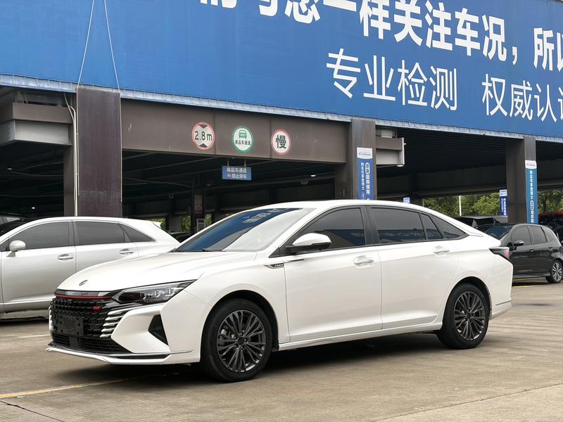 Dongfeng Aeolus Yixuan Max, 2022 — купить в Воронеже под ключ