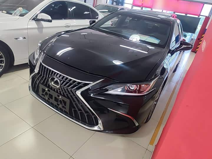 Lexus ES, 2023 — купить в Рязани под ключ