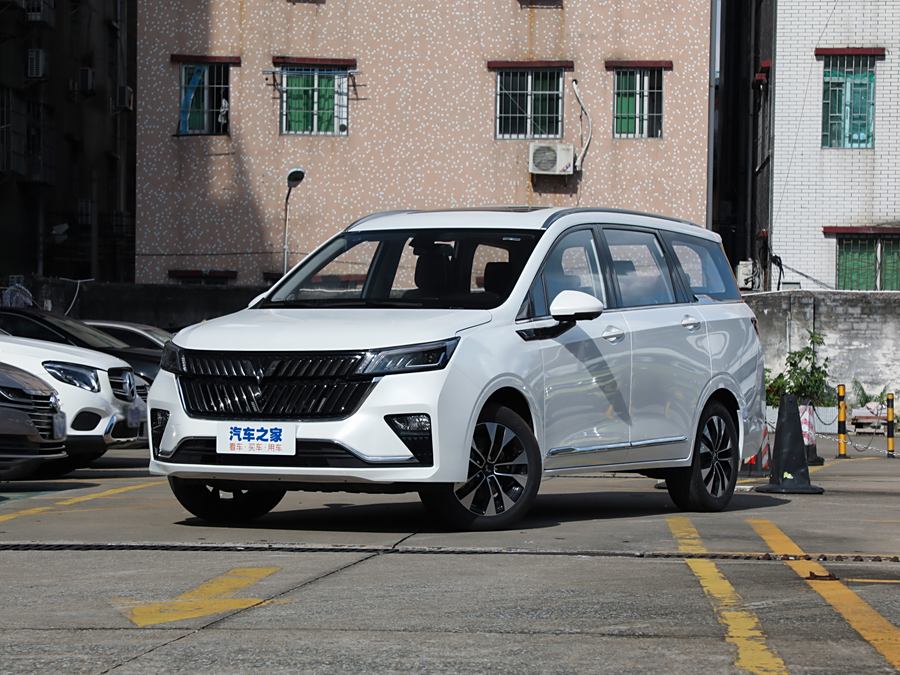 Wuling Jiachen, 2026 — купить в Казани под ключ