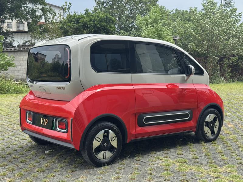 Baojun KiWi EV, 2022 — фото 6 из 12