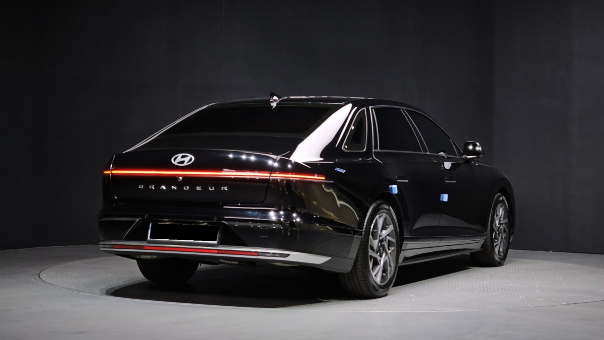 Hyundai Grandeur, 2023 — фото 2 из 12
