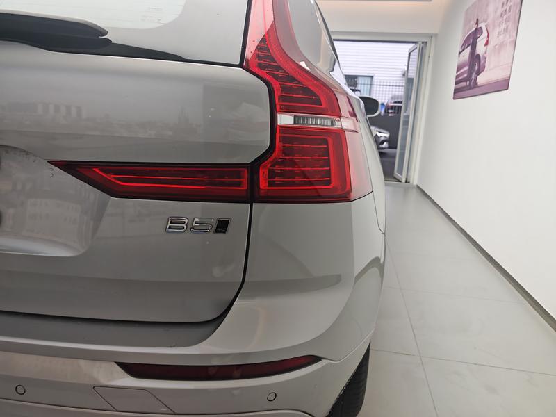 Volvo XC60, 2024 — фото 8 из 12