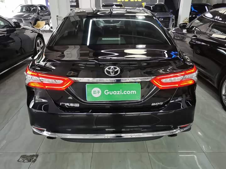 Toyota Camry, 2023 — фото 6 из 9