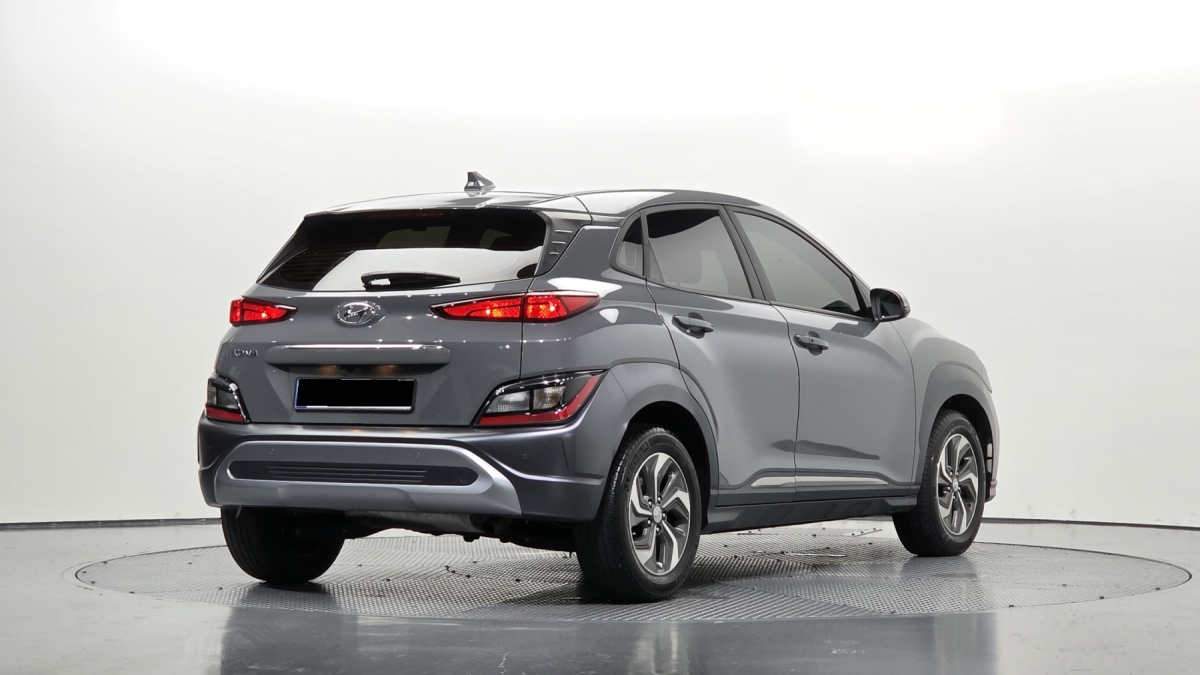 Hyundai Kona, 2022 — фото 2 из 12