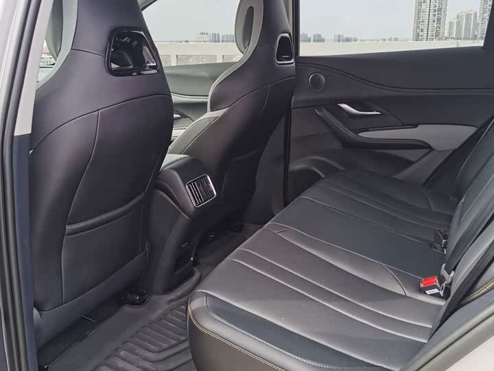 BYD Sea Lion 05 DM-i Hybrid, 2025 — фото 9 из 9