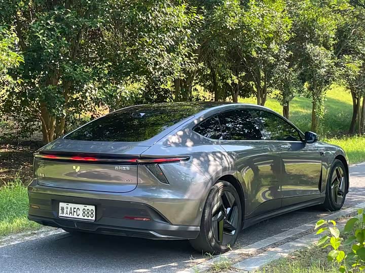 Geely Jiyue 07, 2024 — фото 8 из 9