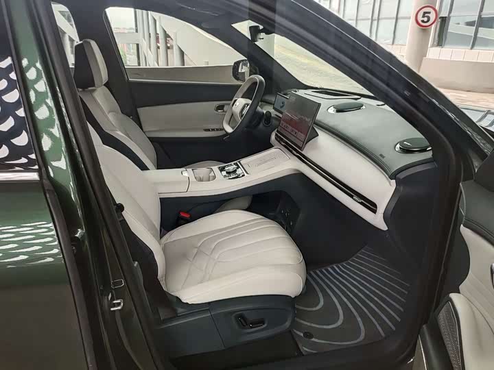 Geely Galaxy Starship 7, 2025 — фото 9 из 9