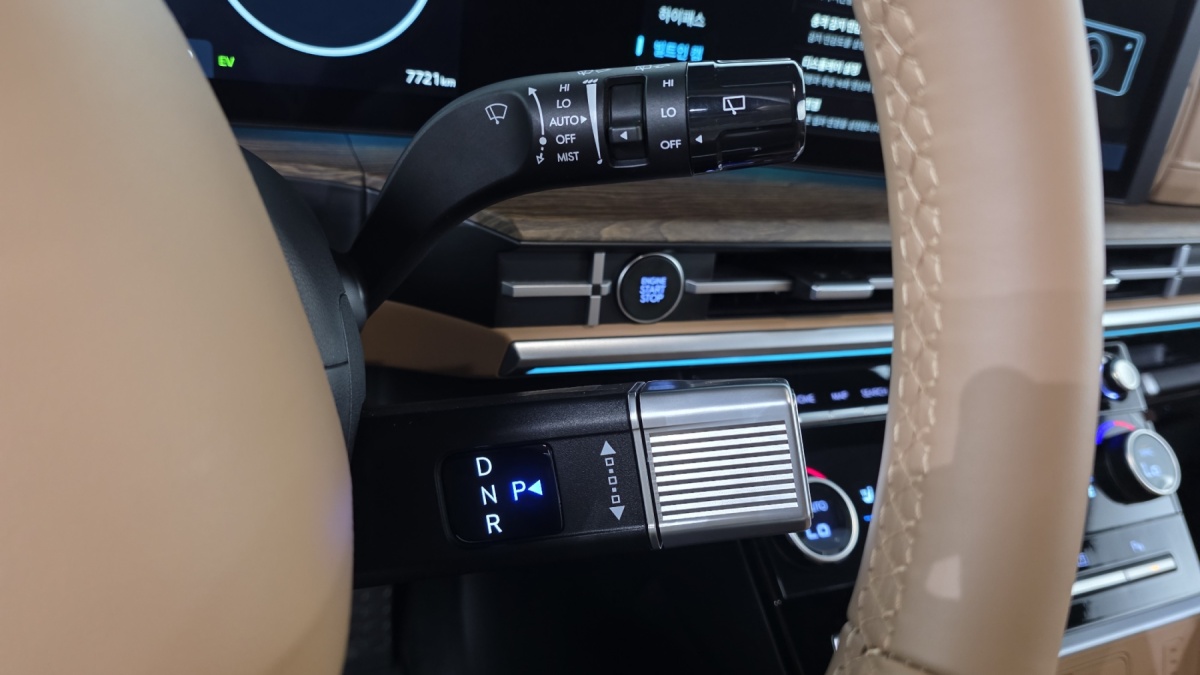 Hyundai Santa Fe, 2025 — фото 9 из 12