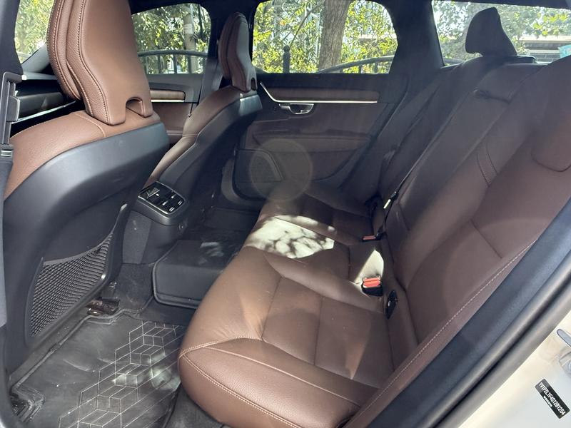 Volvo V90, 2025 — фото 9 из 10