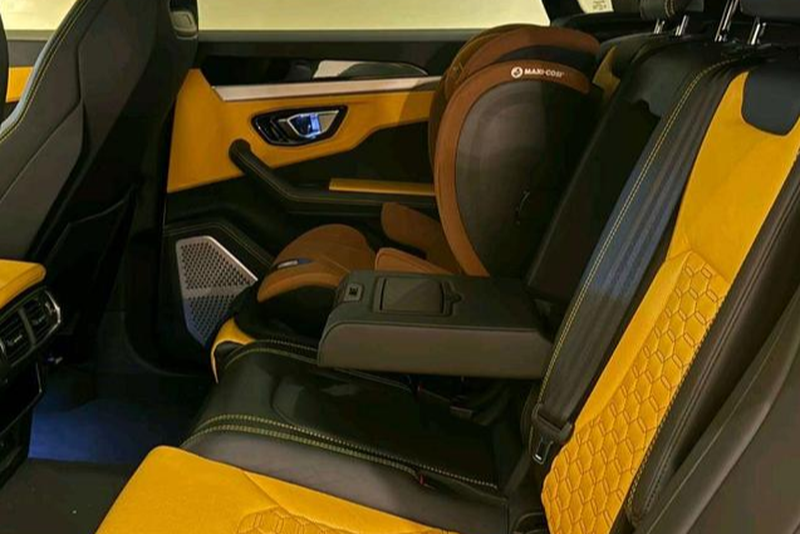 Lamborghini Urus, 2022 — фото 7 из 8