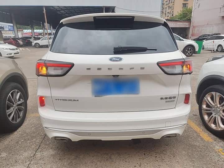 Ford Escape, 2022 — фото 6 из 9