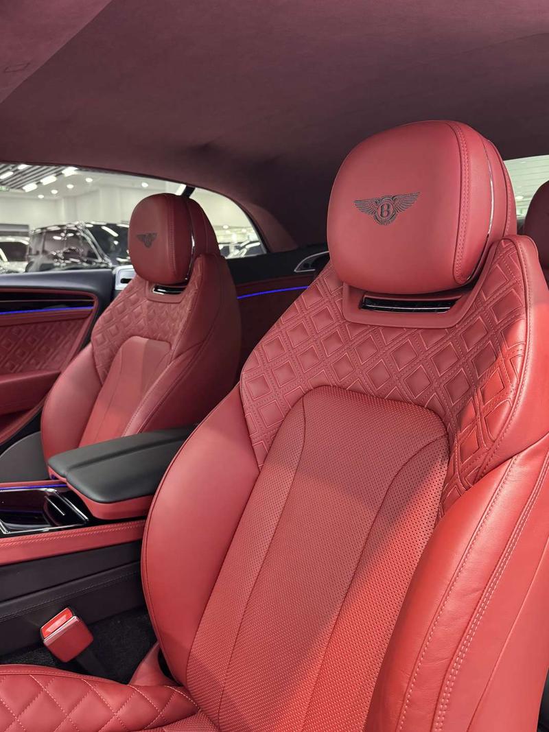 Bentley Continental GT, 2022 — фото 11 из 12