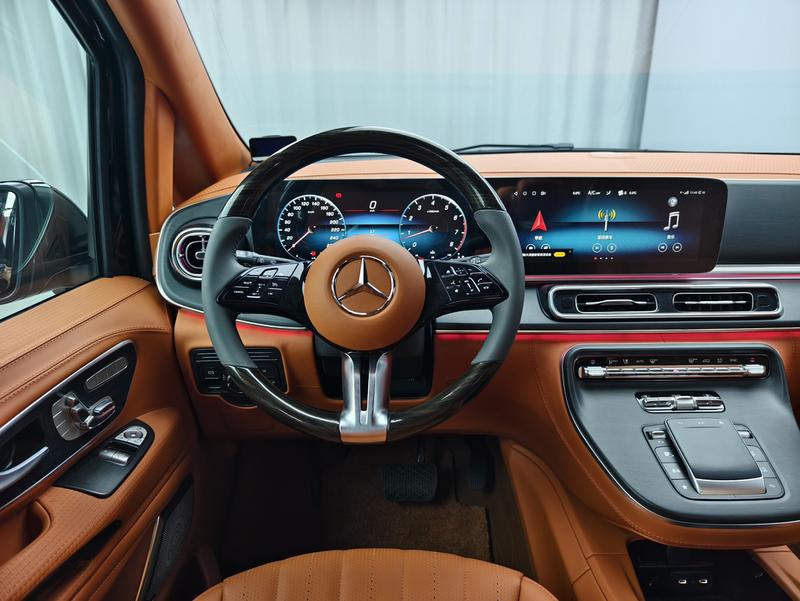 Mercedes-Benz Vito, 2025 — фото 9 из 12