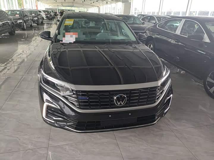 Volkswagen Passat Hybrid, 2026 — фото 3 из 9