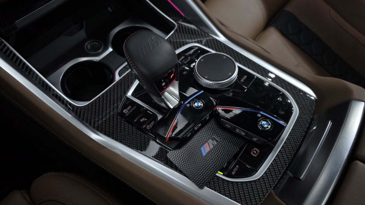 BMW X5 M, 2025 — фото 9 из 12