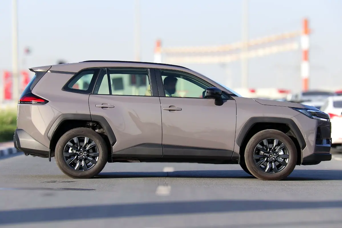 Toyota Rav 4, 2026 — фото 3 из 10