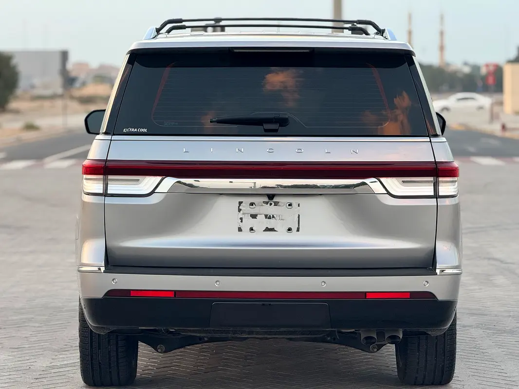 Lincoln Navigator, 2024 — фото 4 из 10