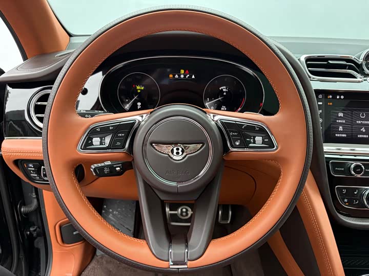 Bentley Bentayga, 2021 — фото 9 из 9
