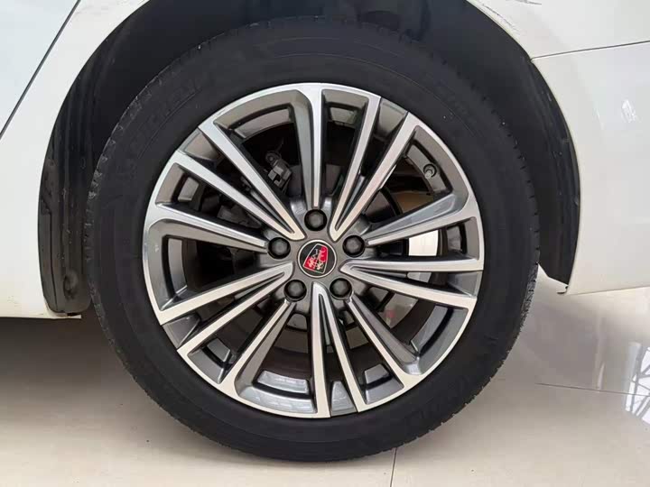 Roewe i6, 2021 — фото 2 из 9