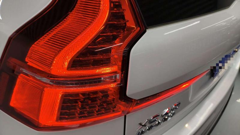 Volvo XC60, 2023 — фото 6 из 12