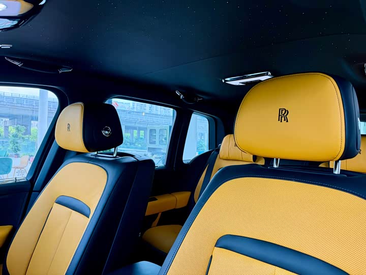Rolls-Royce Cullinan, 2022 — фото 6 из 7