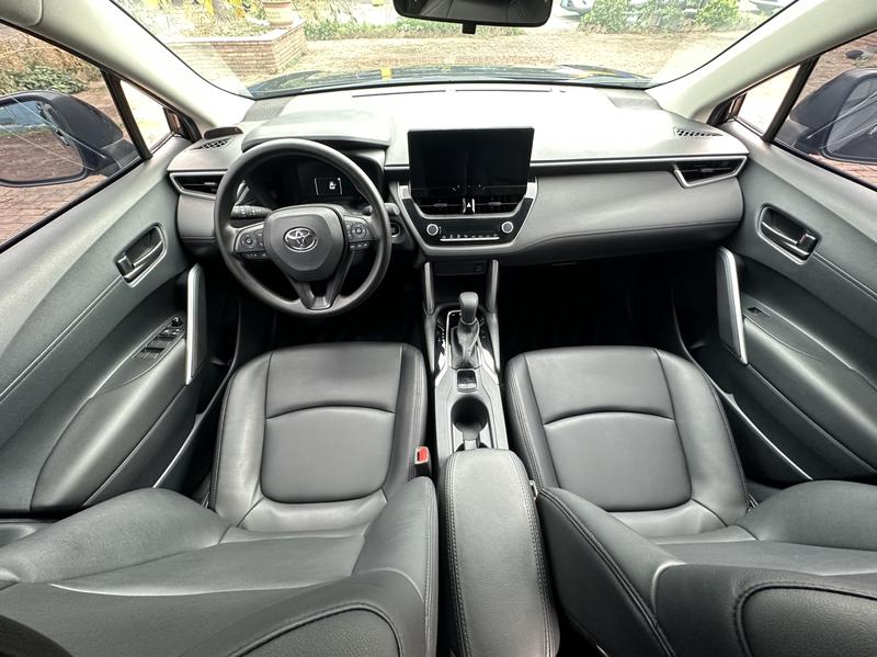 Toyota Corolla Cross, 2023 — фото 9 из 12