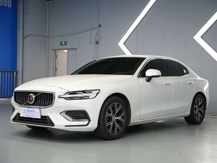 Volvo S60, 2023 — купить в Чебоксарах под ключ