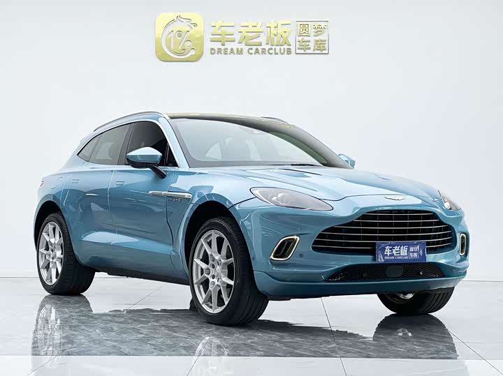 Aston Martin DBX, 2022 — фото 3 из 9
