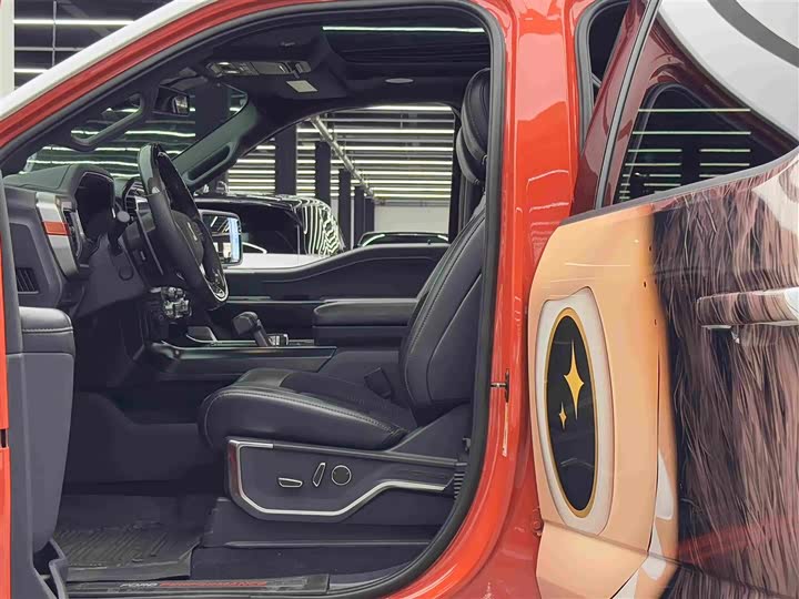 Ford F-150 Raptor, 2023 — фото 8 из 9