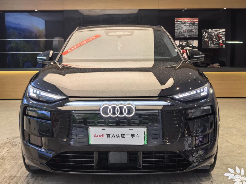 Audi Q6L e-tron, 2025 — фото 2 из 10