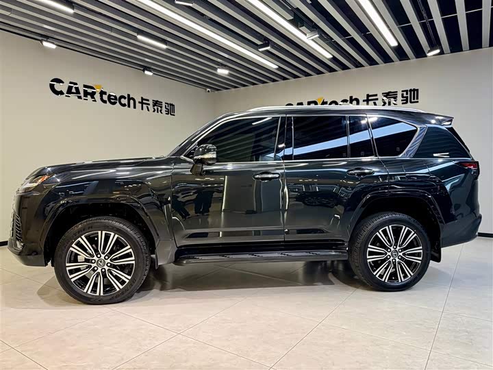 Lexus LX, 2025 — фото 7 из 9
