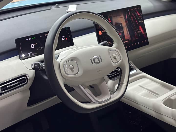 Changan Qiyuan (Nevo) Q05, 2025 — фото 7 из 9