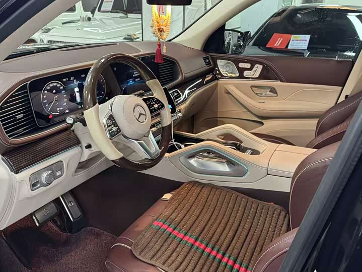 Mercedes-Benz Maybach GLS, 2022 — фото 4 из 9