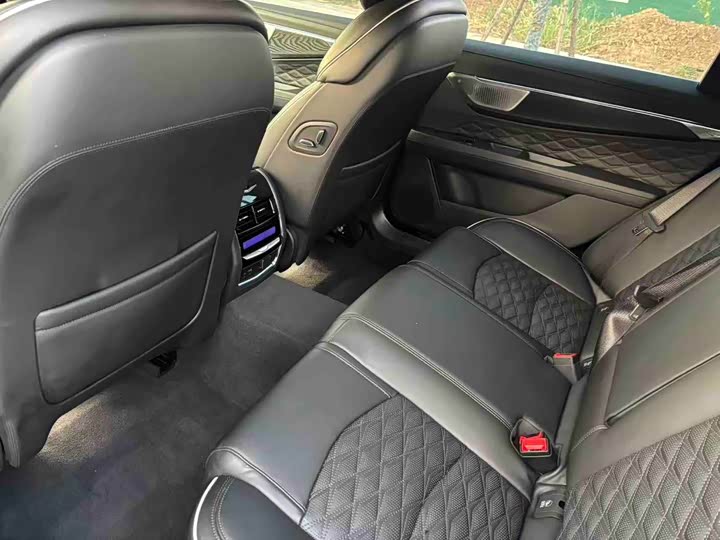 Cadillac CT6, 2023 — фото 7 из 7