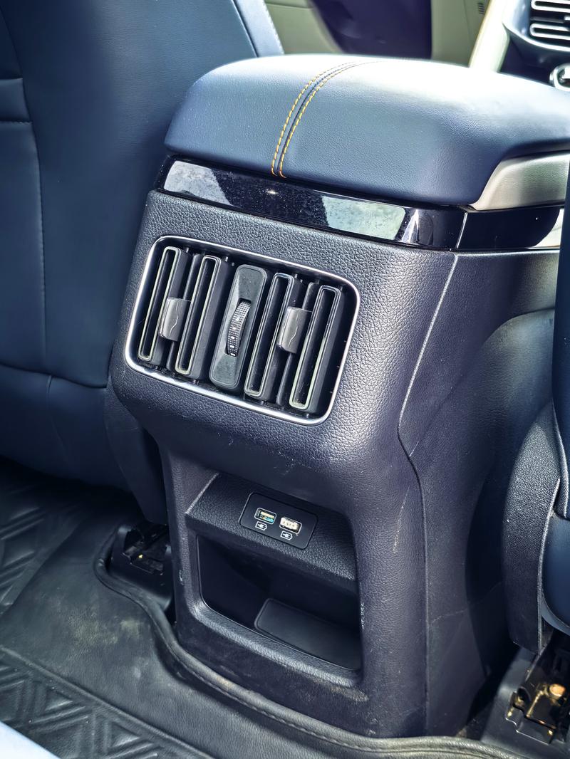 BYD Song Plus Hybrid/EV, 2021 — фото 8 из 12