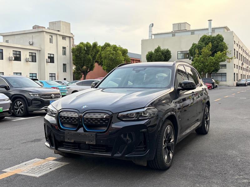 BMW iX3, 2022 — купить в Туле под ключ