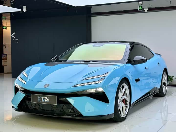 Lotus Emeya, 2025 — купить в Иванове под ключ