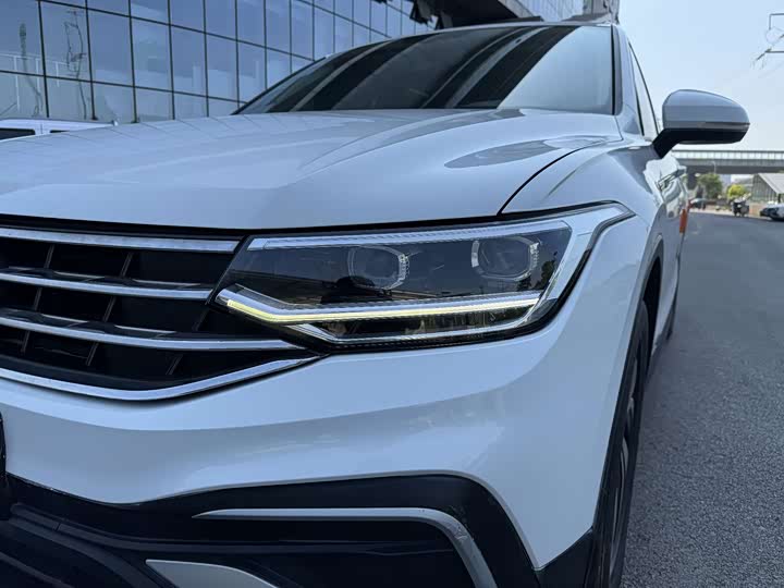 Volkswagen Tiguan L Pro, 2022 — фото 5 из 9
