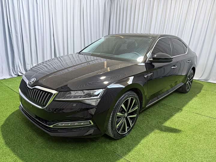 Skoda Superb, 2023 — купить в Ульяновске под ключ