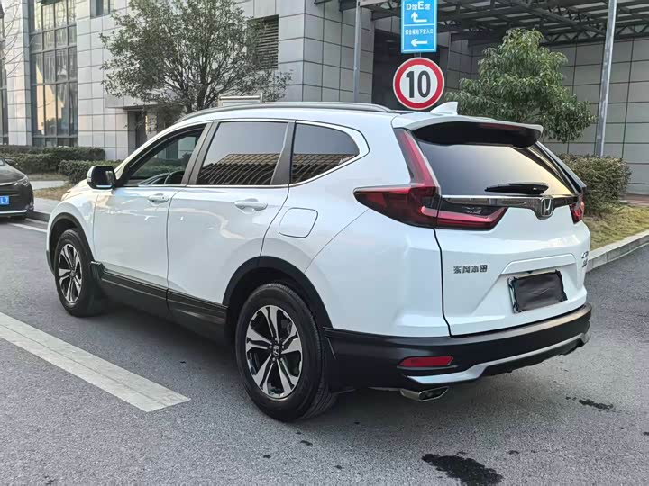 Honda CR-V, 2022 — фото 7 из 9