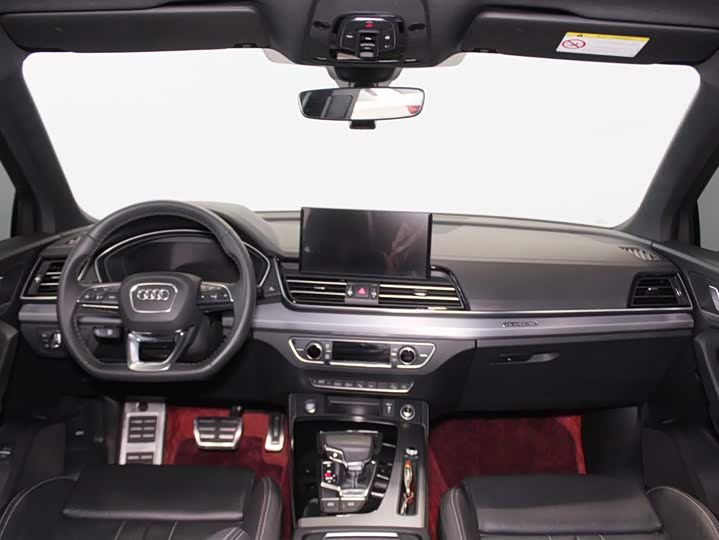 Audi Q5L Sportback, 2024 — фото 9 из 9