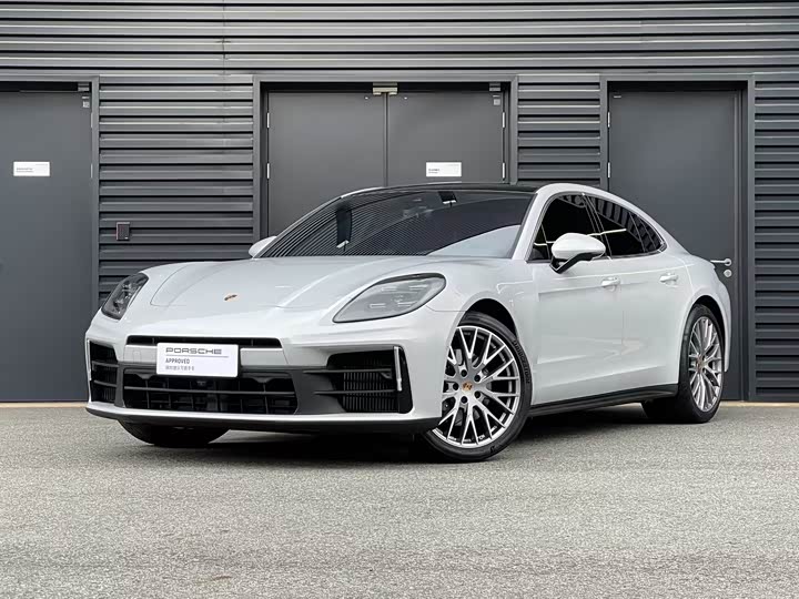 Porsche Panamera, 2025 — купить в Тамбове под ключ