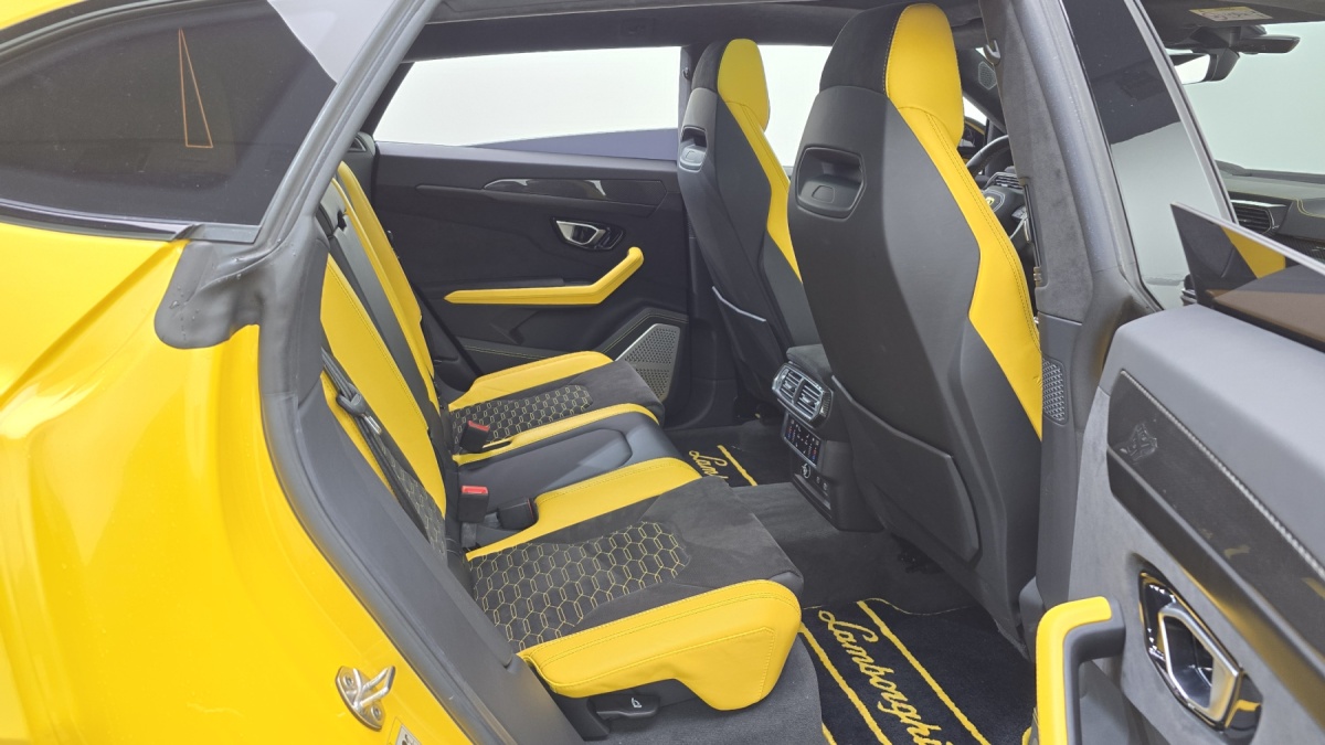 Lamborghini Urus, 2022 — фото 10 из 12