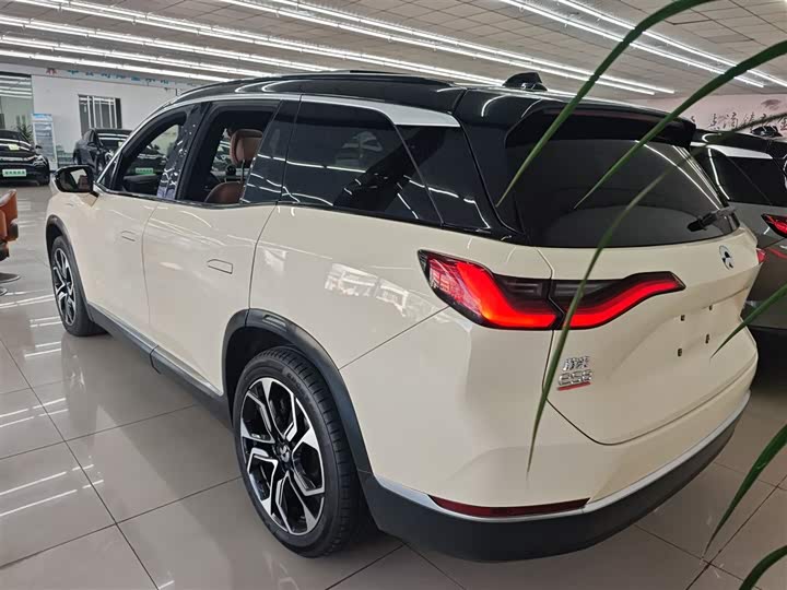 Nio ES8, 2021 — фото 5 из 9