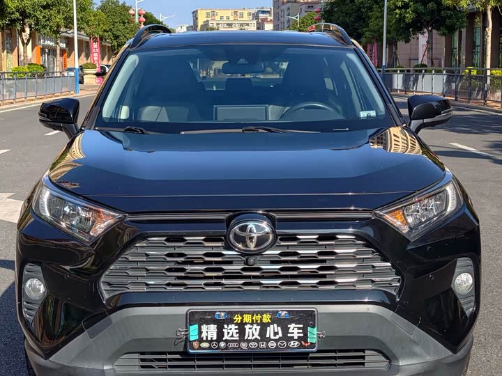 Toyota RAV4, 2021 — фото 2 из 9